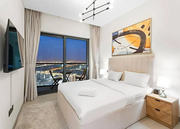 First Class 1Br Sophisticated City Living