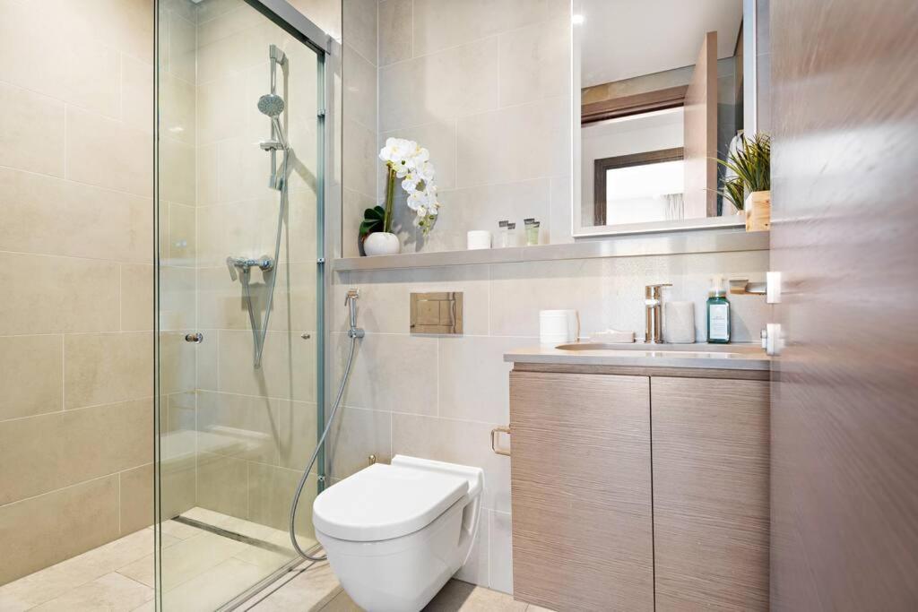 First Class 1br Sophisticated Living Dubai