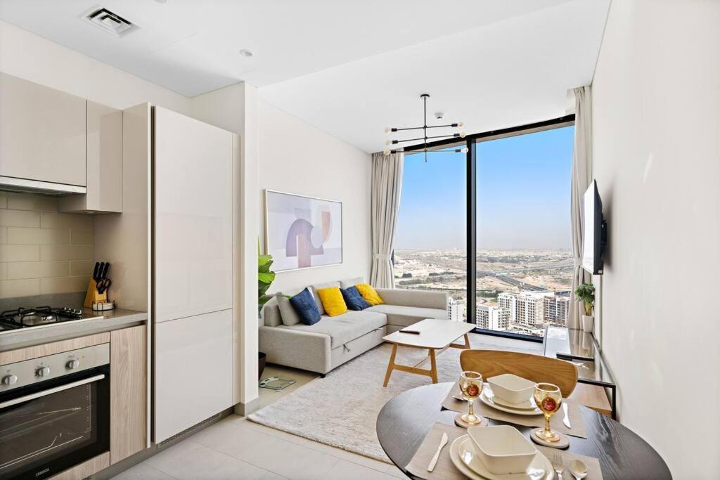 Apartment First Class 1br Sophisticated Living Dubai