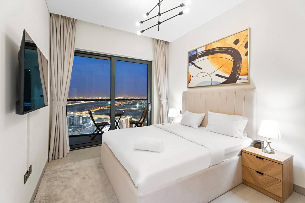First Class 1br Sophisticated Living