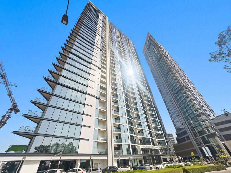 First Class 1br Sophisticated Living *