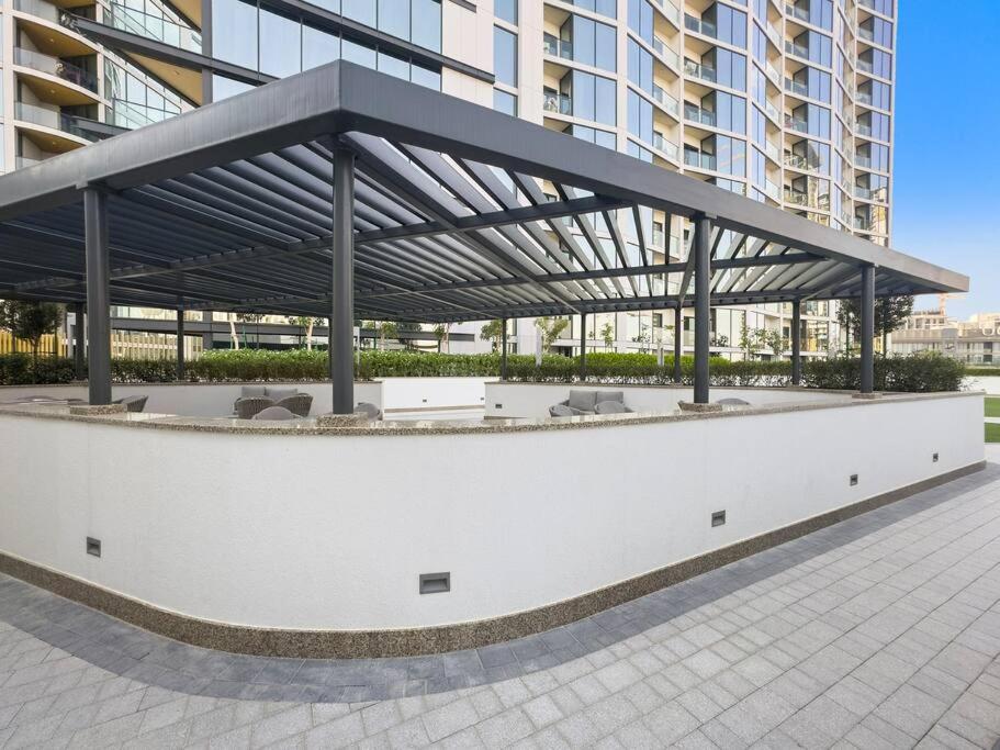 First Class 1br Sophisticated Living Dubai